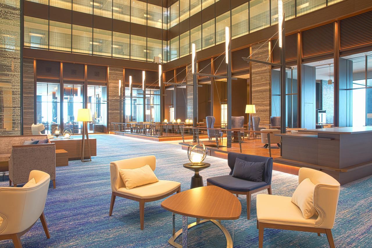 Nagoya Prince Hotel Sky Tower Extérieur photo The lobby of the hotel